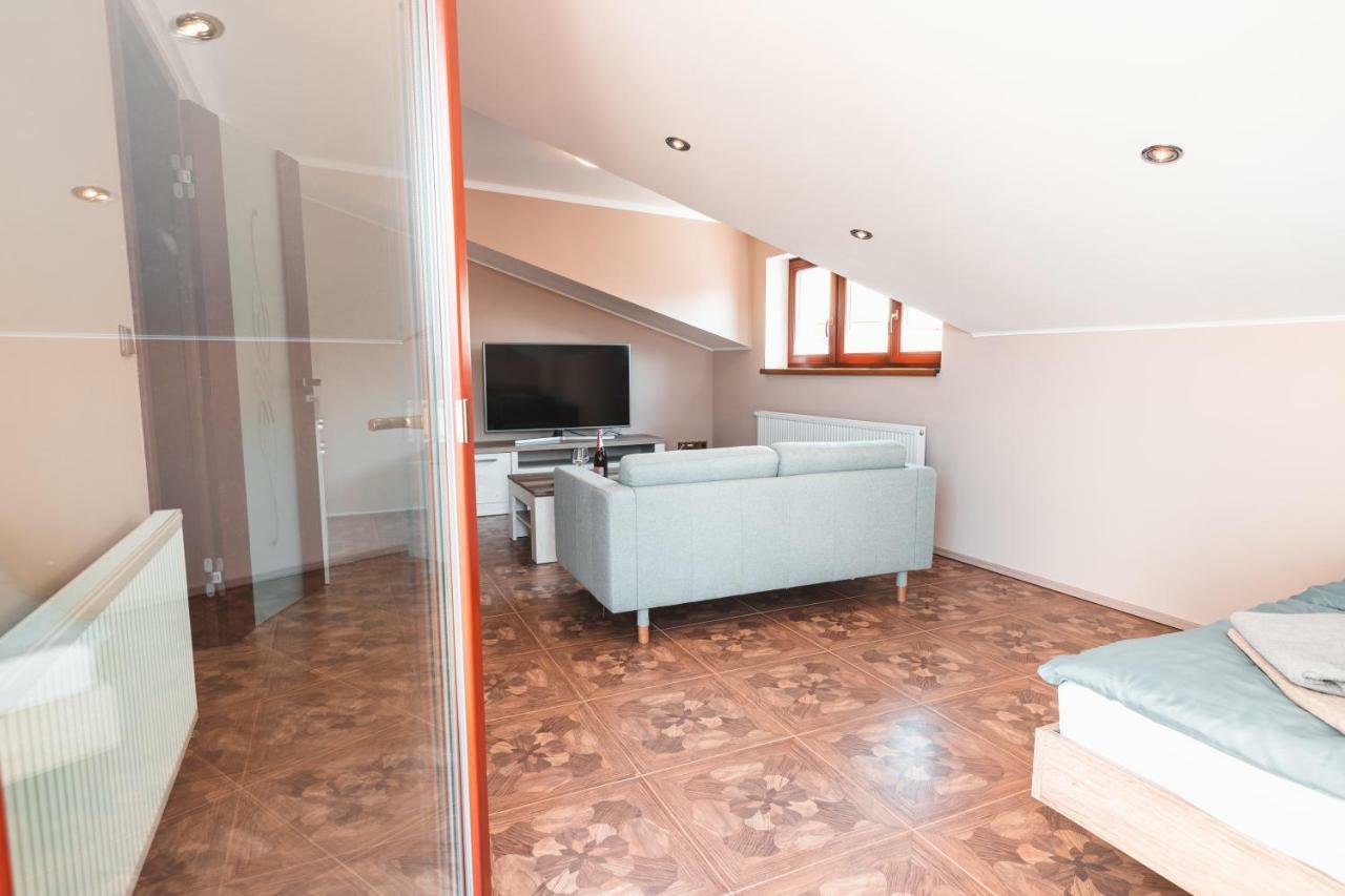 Ferienwohnung Point Flat, Beautiful View From Terrace To Prague Castle Exterior foto